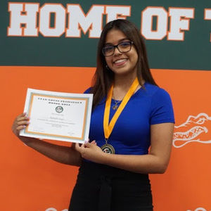 Meet your Posher, Raphaella